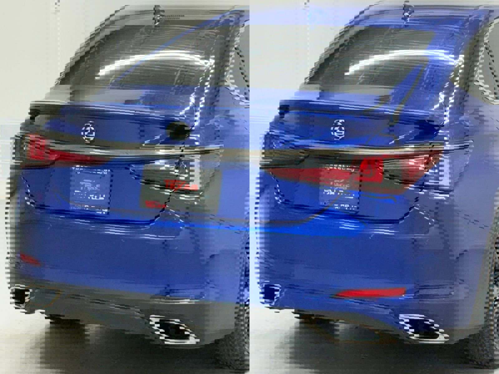 Used 2022 Lexus ES 350 F Sport image 11