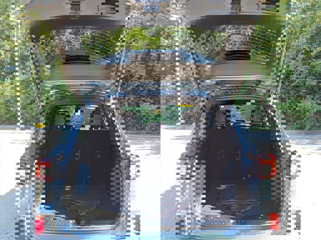 Used 2023 Ford Escape ST-Line image 11