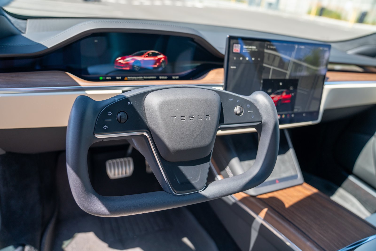 Used 2022 Tesla Model S AWD/4WD image 12