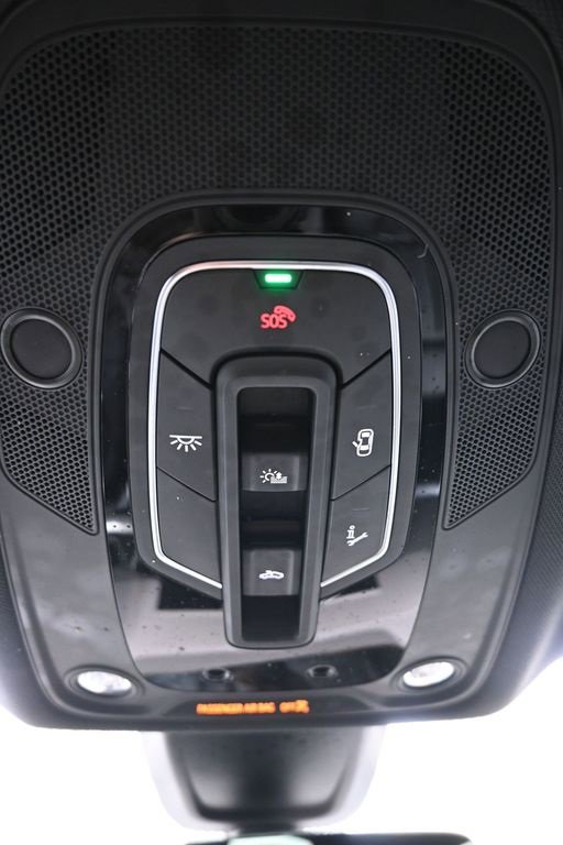 Certified 2025 Audi Q5 2.0T Premium w/ Convenience Plus Package image 39