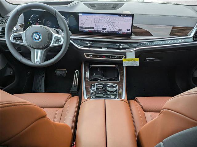 Used 2026 BMW X5 xDrive50e AWD/4WD image 16