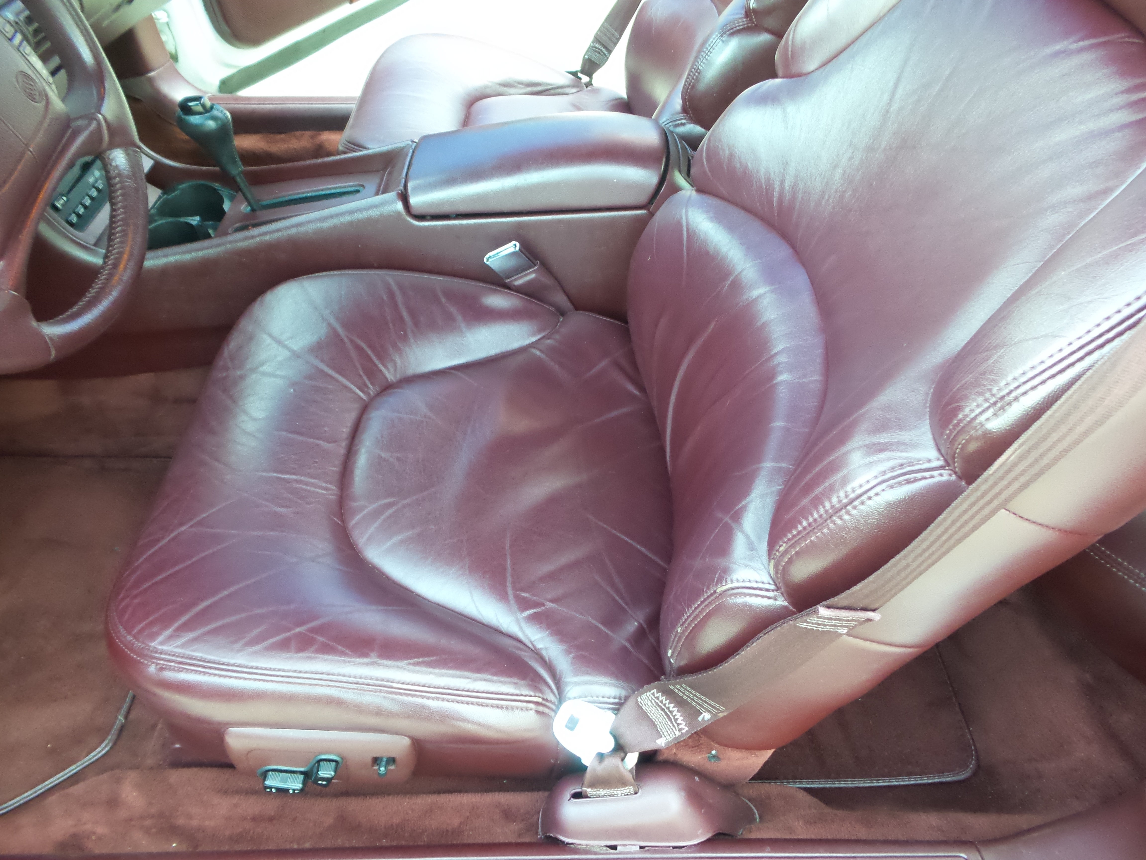 Used 1995 Buick Riviera Coupe FWD image 51