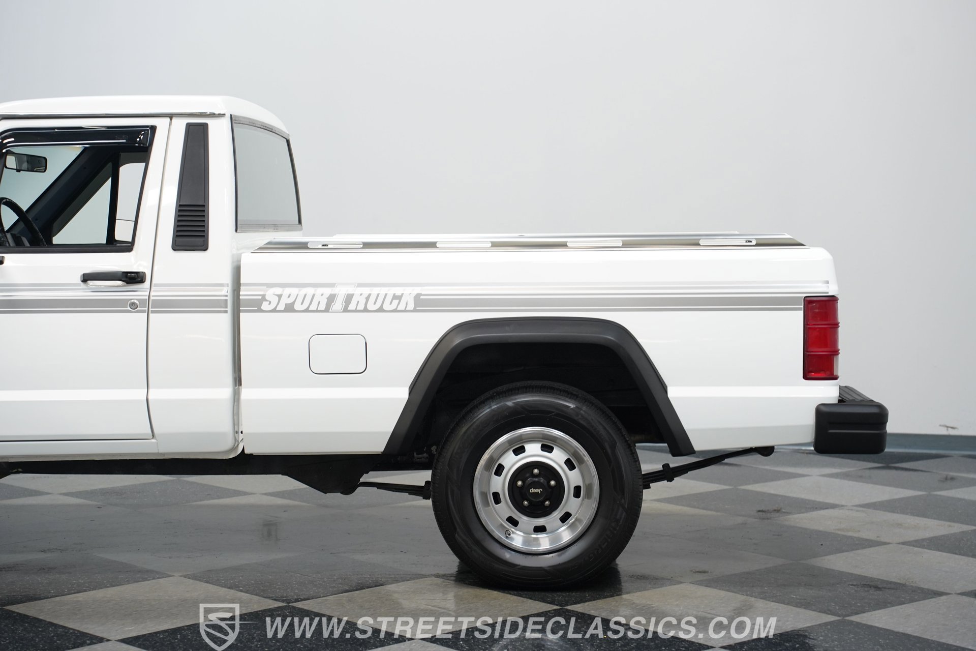 Used 1989 Jeep Comanche 2WD image 24