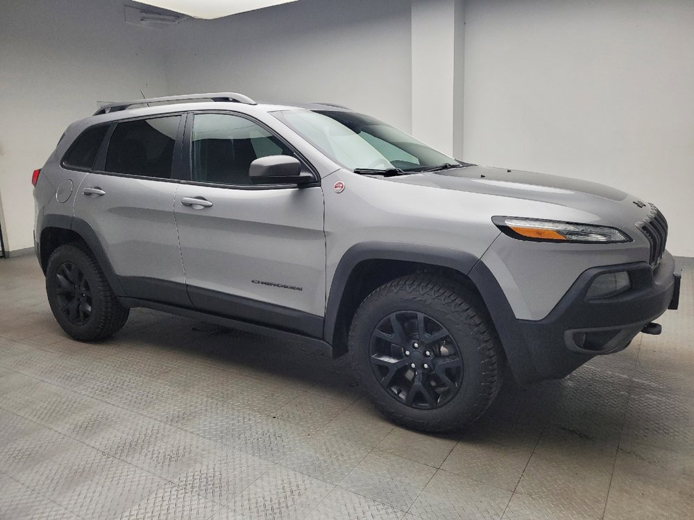 Used 2015 Jeep Cherokee Trailhawk w/ Cold Weather Group image 11