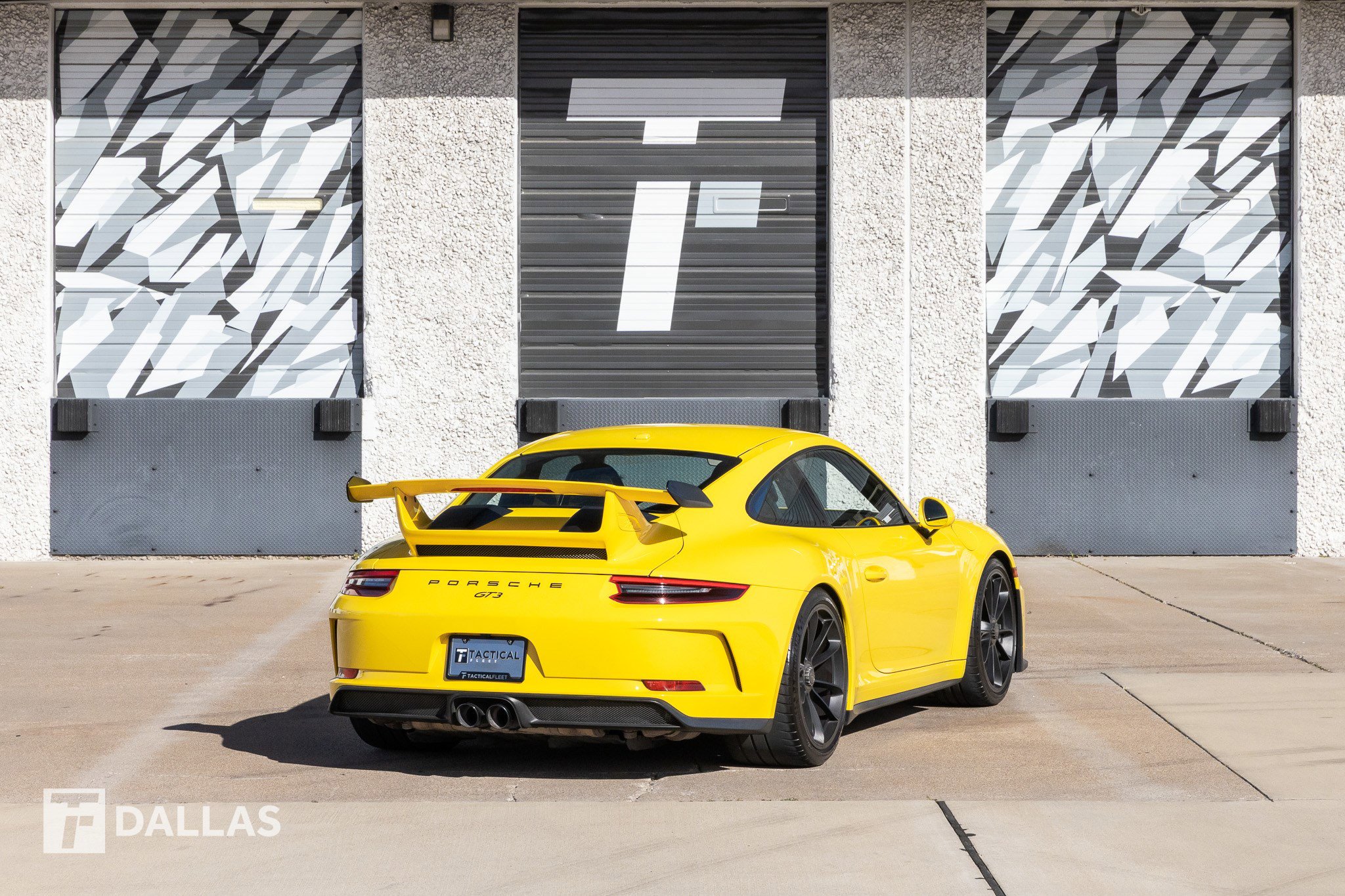 Used 2018 Porsche 911 GT3 w/ Sport Chrono Package image 17