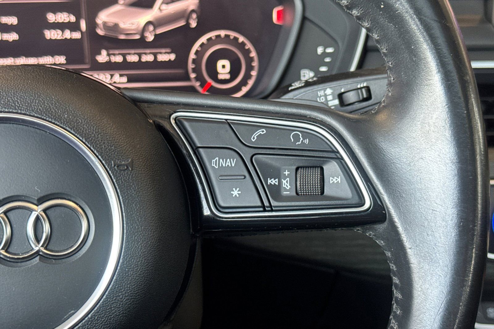 Used 2017 Audi A4 2.0T Premium Plus w/ Premium Plus Package FWD image 37