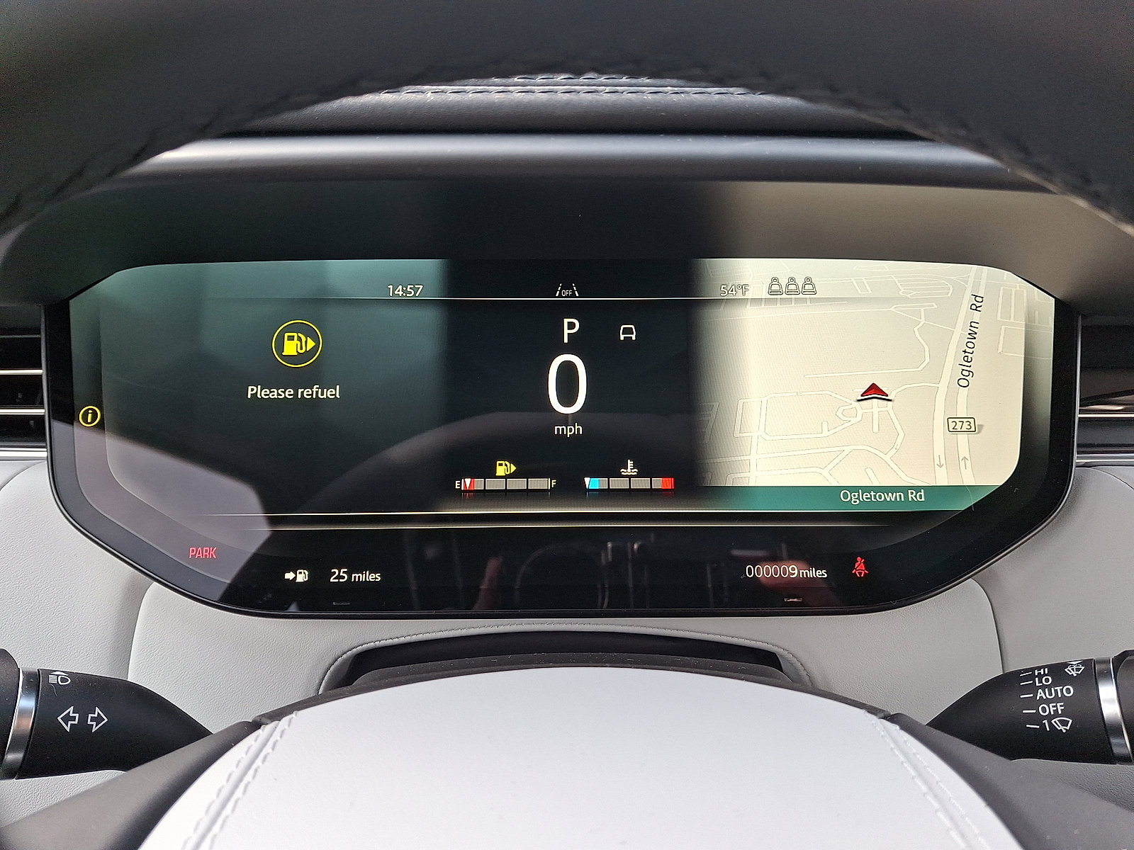 New 2026 Land Rover Range Rover Sport SE image 6