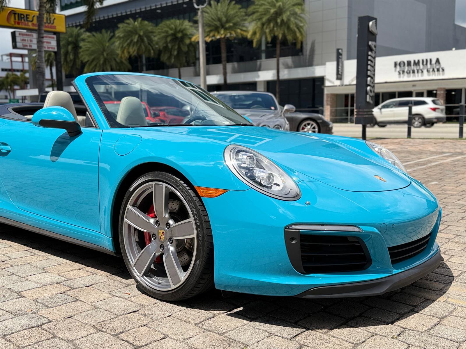 Used 2017 Porsche 911 Carrera 4S AWD/4WD image 7