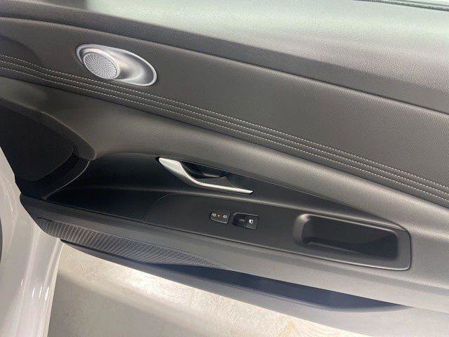 New 2026 Hyundai Elantra Limited w/ Cargo Package image 22