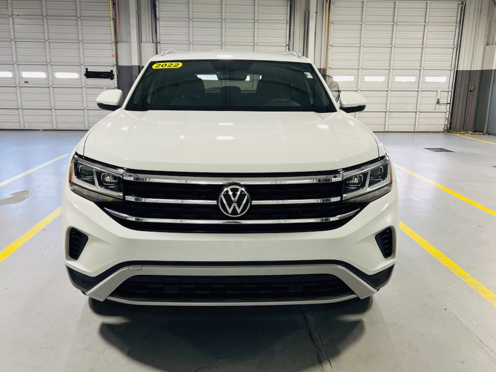 Used 2022 Volkswagen Atlas Cross Sport SE FWD image 13