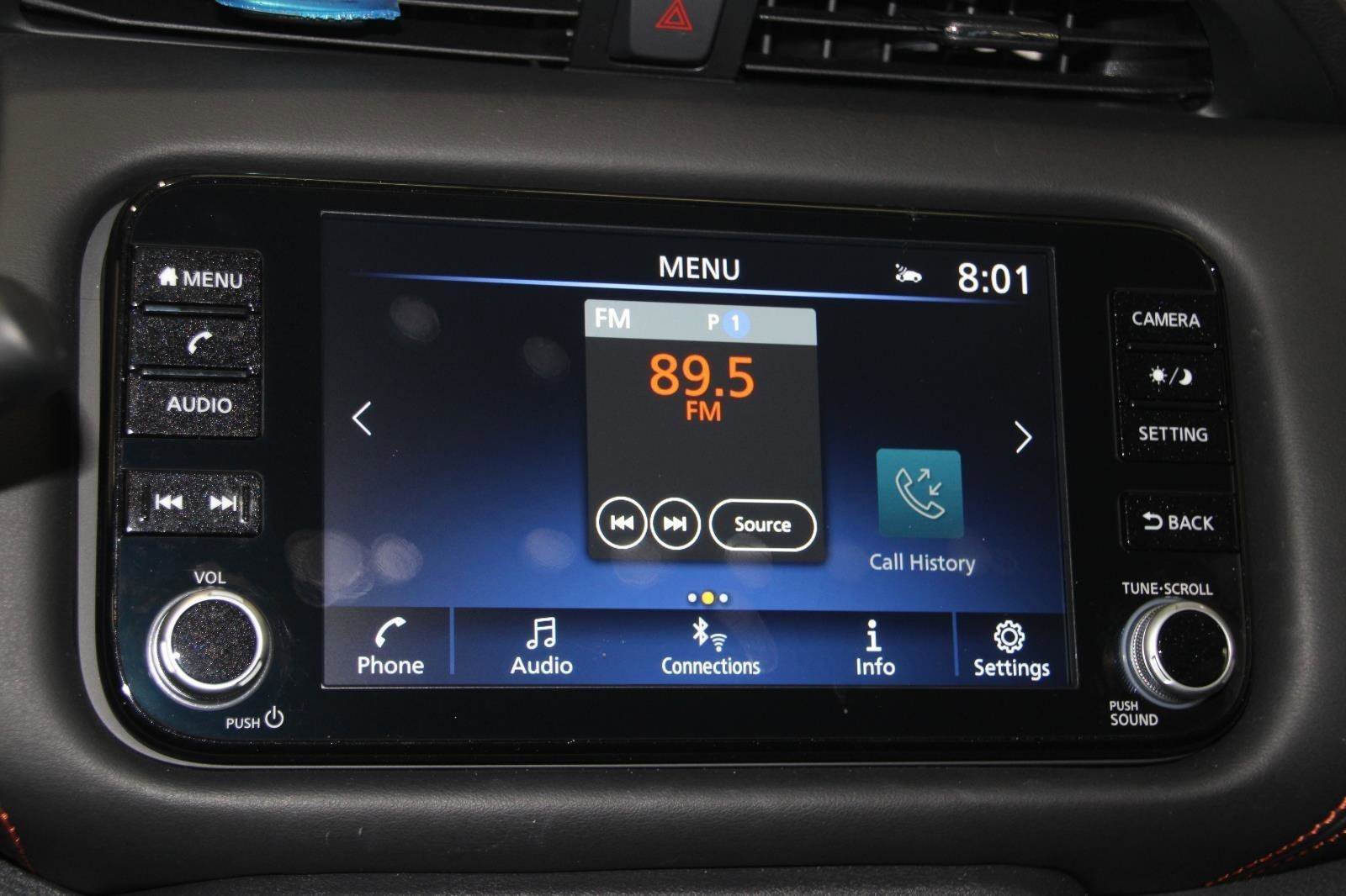 Used 2024 Nissan Kicks SR w/ SR Premium Package image 9