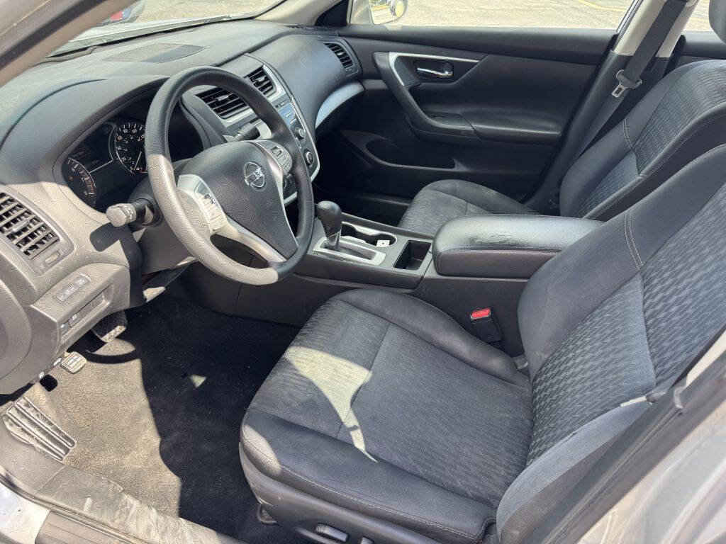 Used 2018 Nissan Altima 2.5 S w/ S Convenience Package image 8