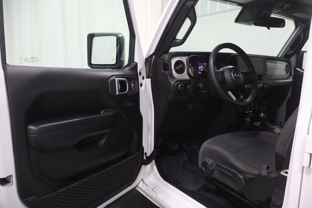 Certified 2024 Jeep Wrangler Sport S image 11