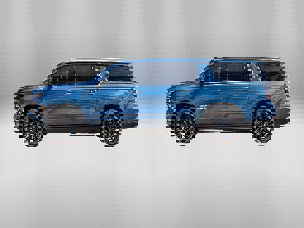 Used 2025 Chevrolet Suburban High Country image 4