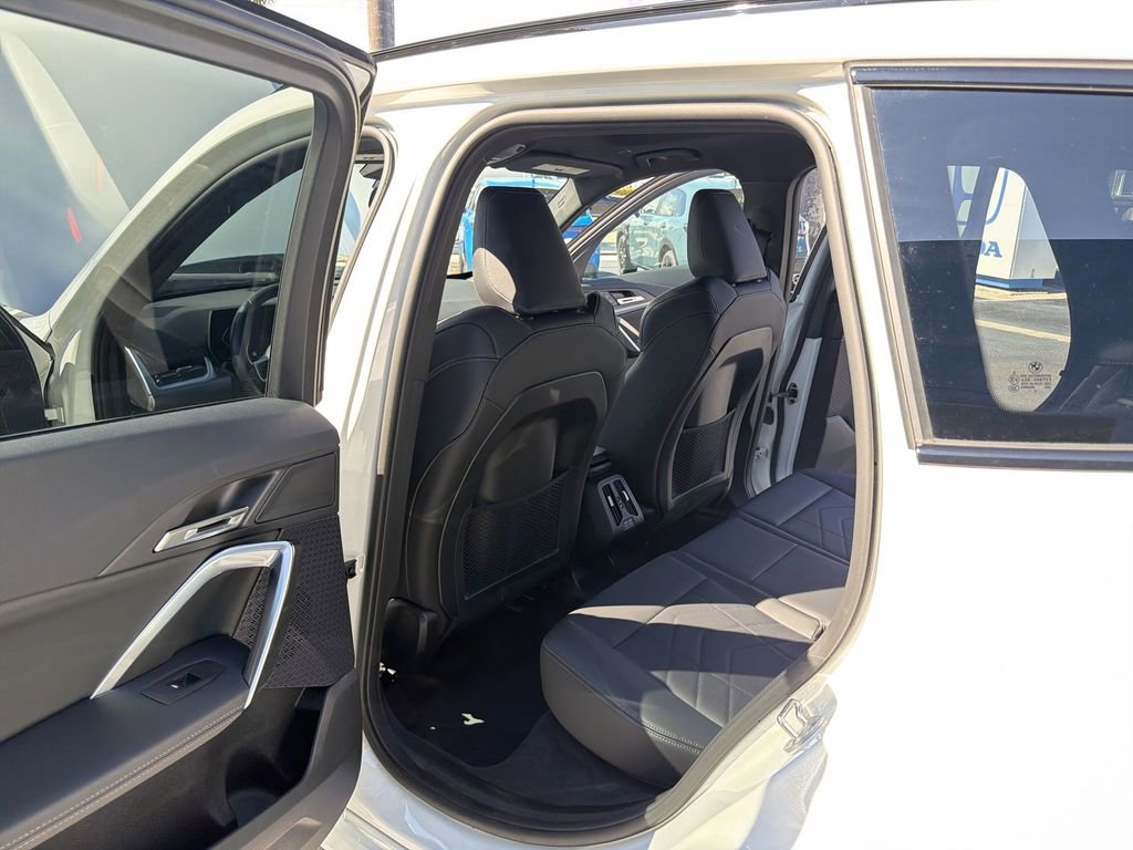 Used 2024 BMW X1 xDrive28i w/ M Sport Package image 24