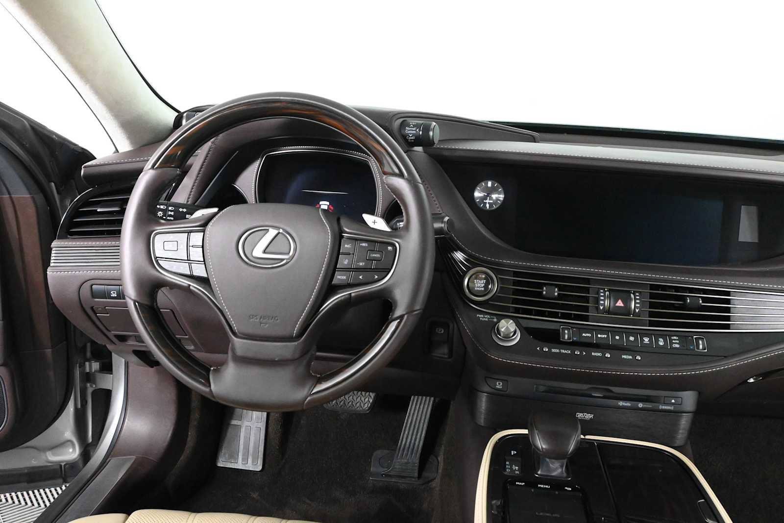 Used 2018 Lexus LS 500 w/ Interior Upgrade Package RWD image 3