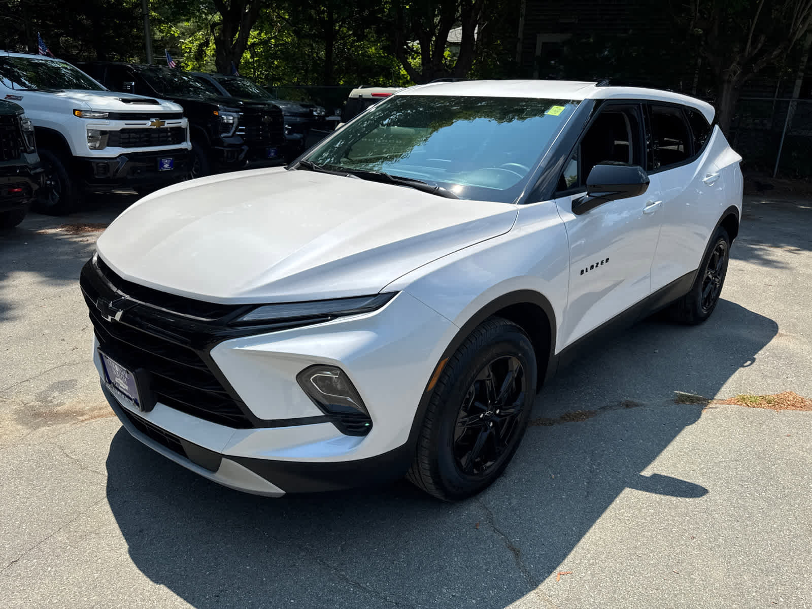 New 2025 Chevrolet Blazer LT w/ Midnight/Sport Edition image 2