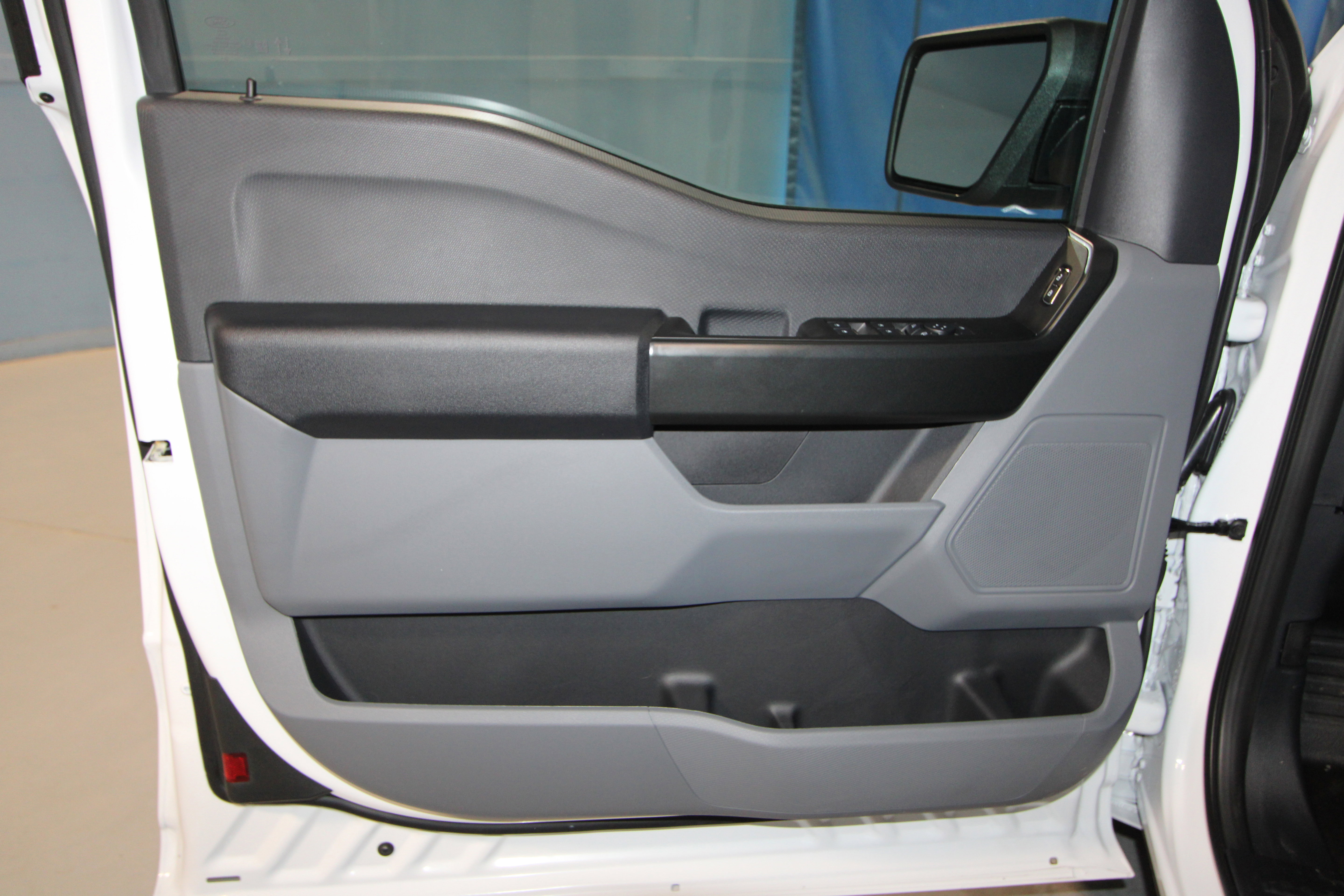 New 2026 Ford F150 XL w/ Equipment Group 103A High RWD image 4