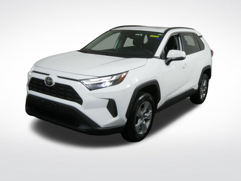 Used 2024 Toyota RAV4 XLE w/ Convenience Package AWD/4WD image 10
