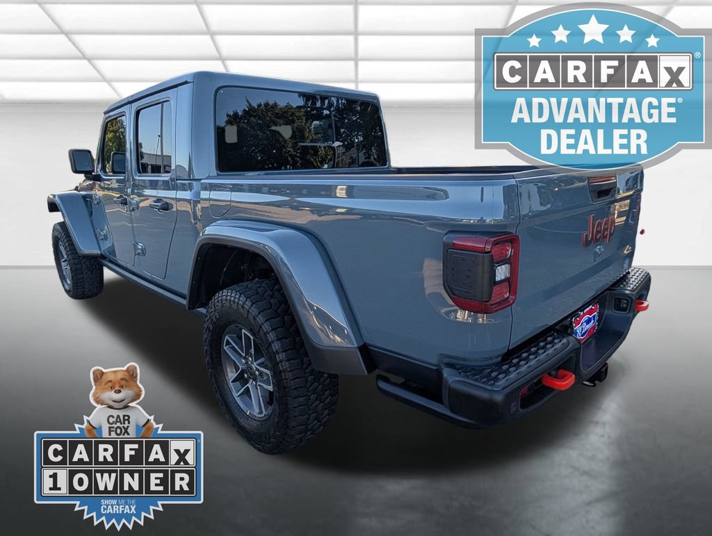 Used 2025 Jeep Gladiator Mojave AWD/4WD image 2