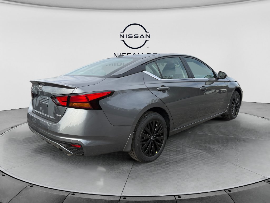 New 2026 Nissan Altima 2.5 SV w/ SV Special Edition Package AWD/4WD image 5
