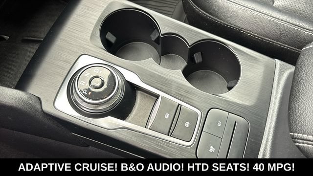 Used 2022 Ford Escape SEL w/ Technology Package FWD image 22