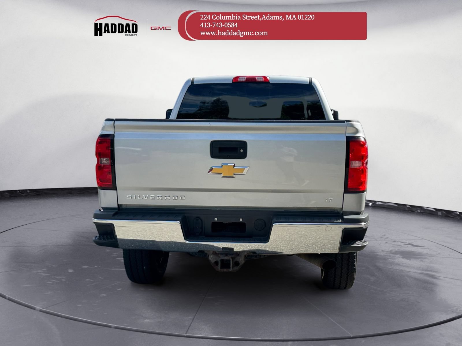 Used 2018 Chevrolet Silverado 2500 LT w/ LT Convenience Package AWD/4WD image 5