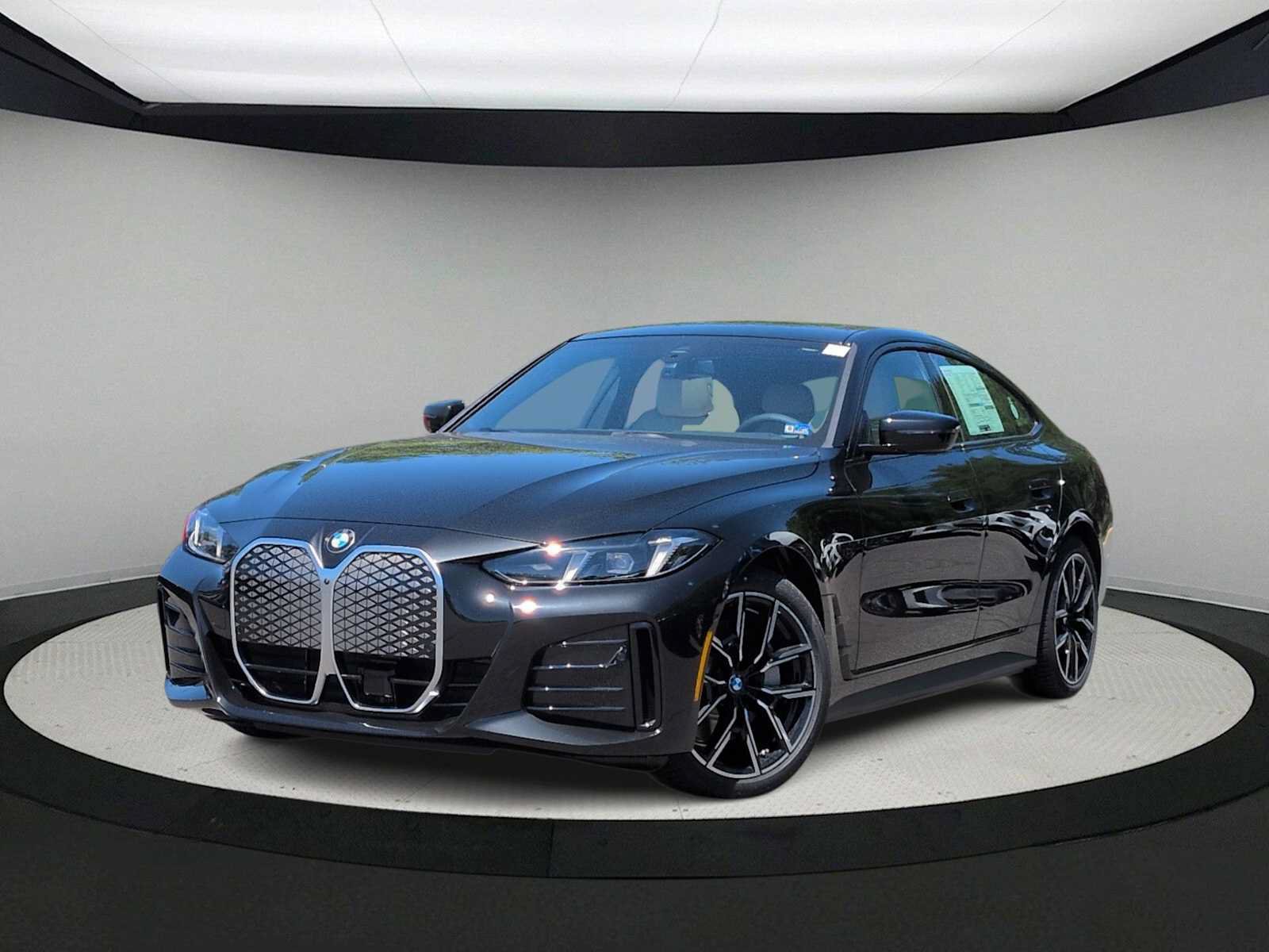 Used 2026 BMW i4 xDrive40i w/ M Sport Package AWD/4WD image 1