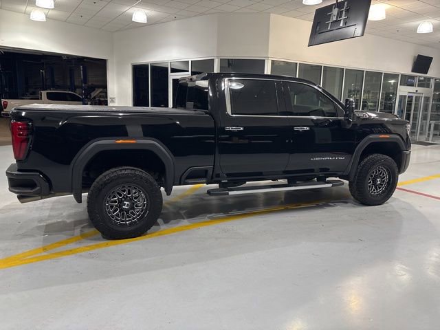 Used 2024 GMC Sierra 2500 Denali image 9
