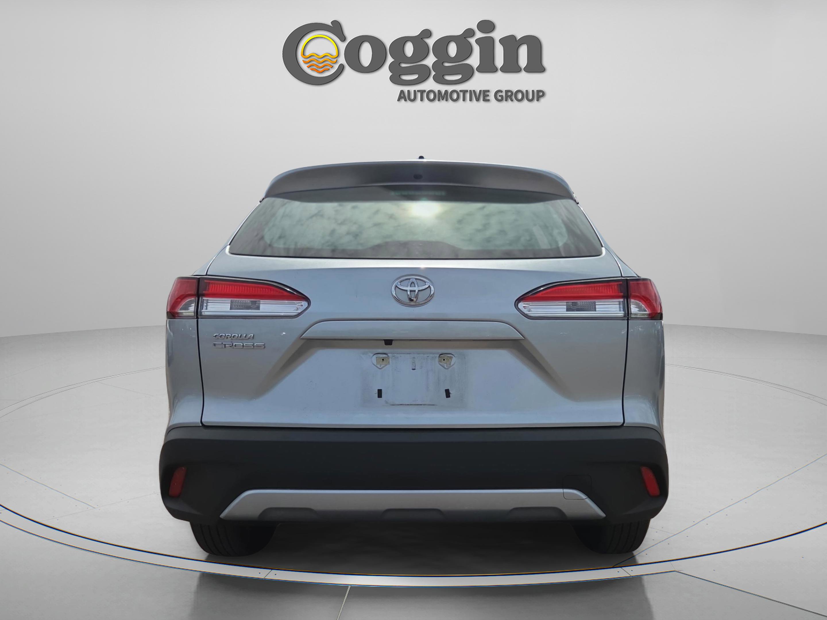 Certified 2024 Toyota Corolla Cross L FWD image 4