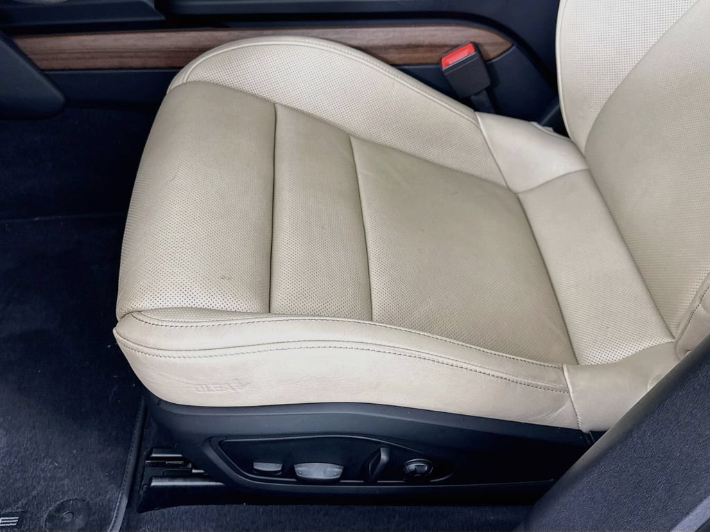 Certified 2023 Porsche Taycan 4S AWD/4WD image 13