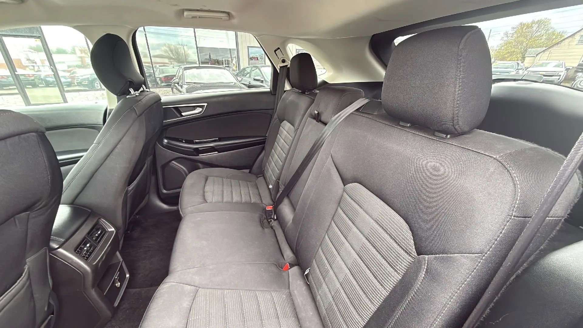 Used 2015 Ford Edge SEL AWD/4WD image 20