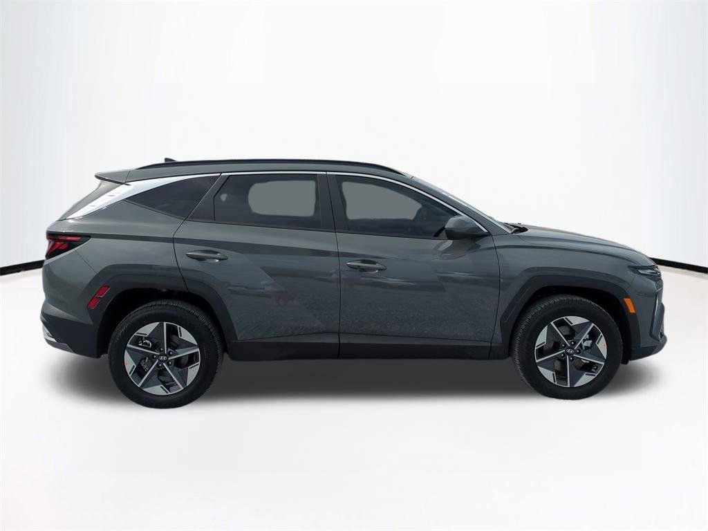 New 2026 Hyundai Tucson SEL image 4