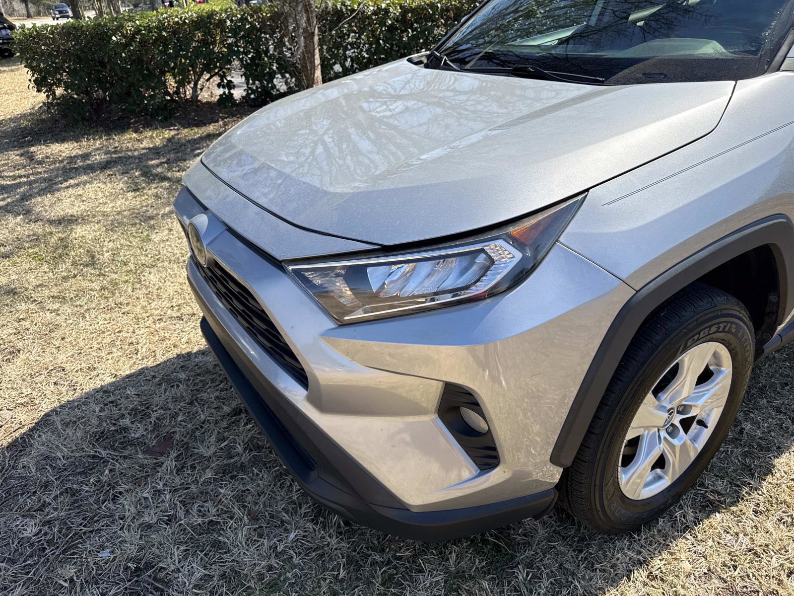 Used 2020 Toyota RAV4 XLE image 10