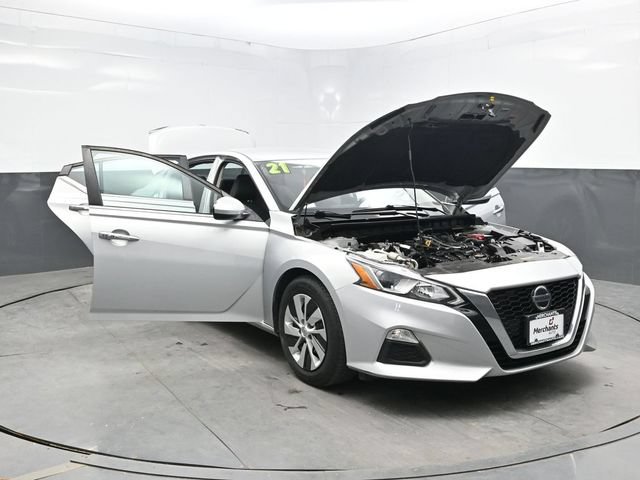 Used 2021 Nissan Altima 2.5 S FWD image 41
