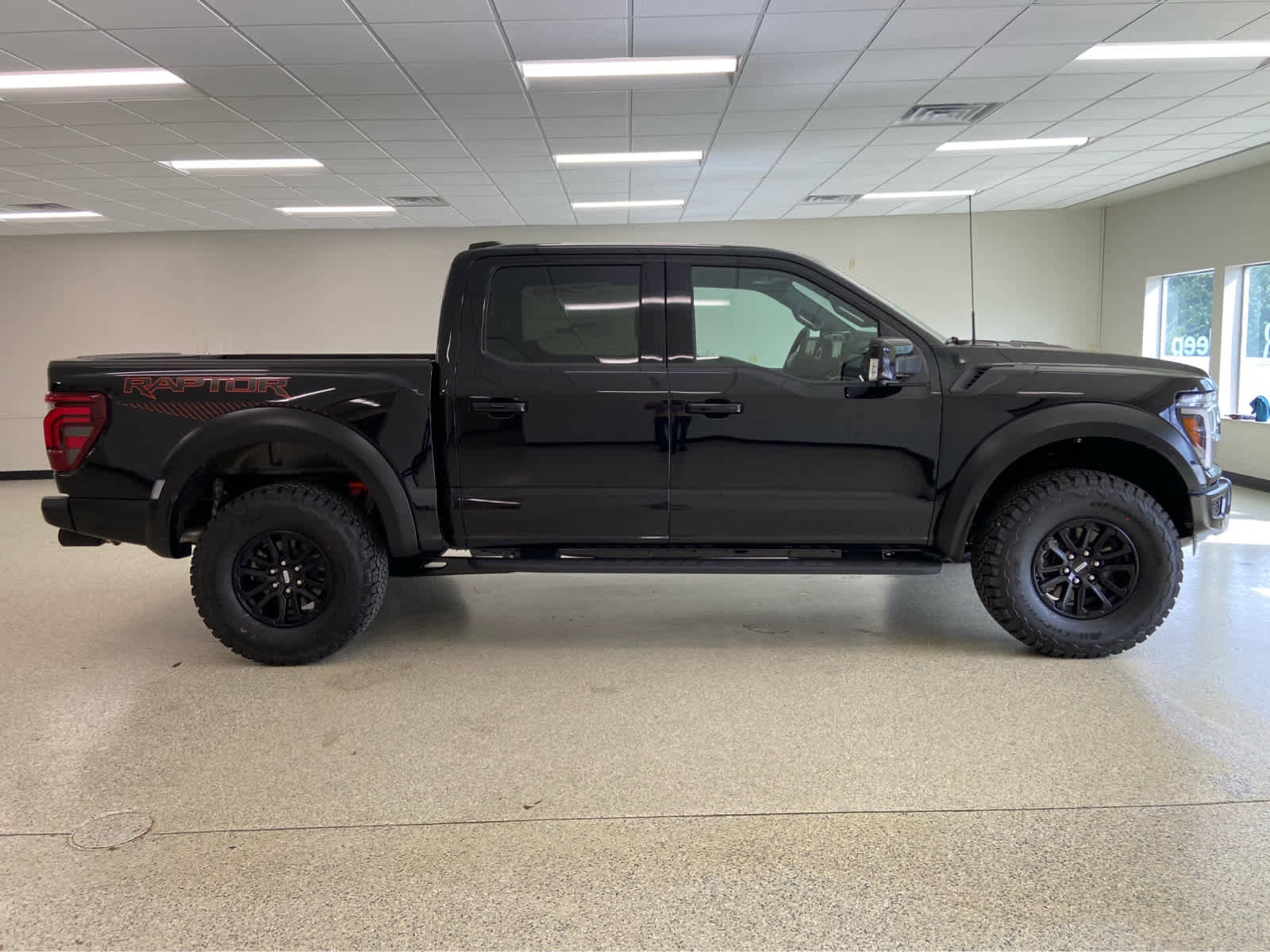 New 2025 Ford F150 Raptor image 4