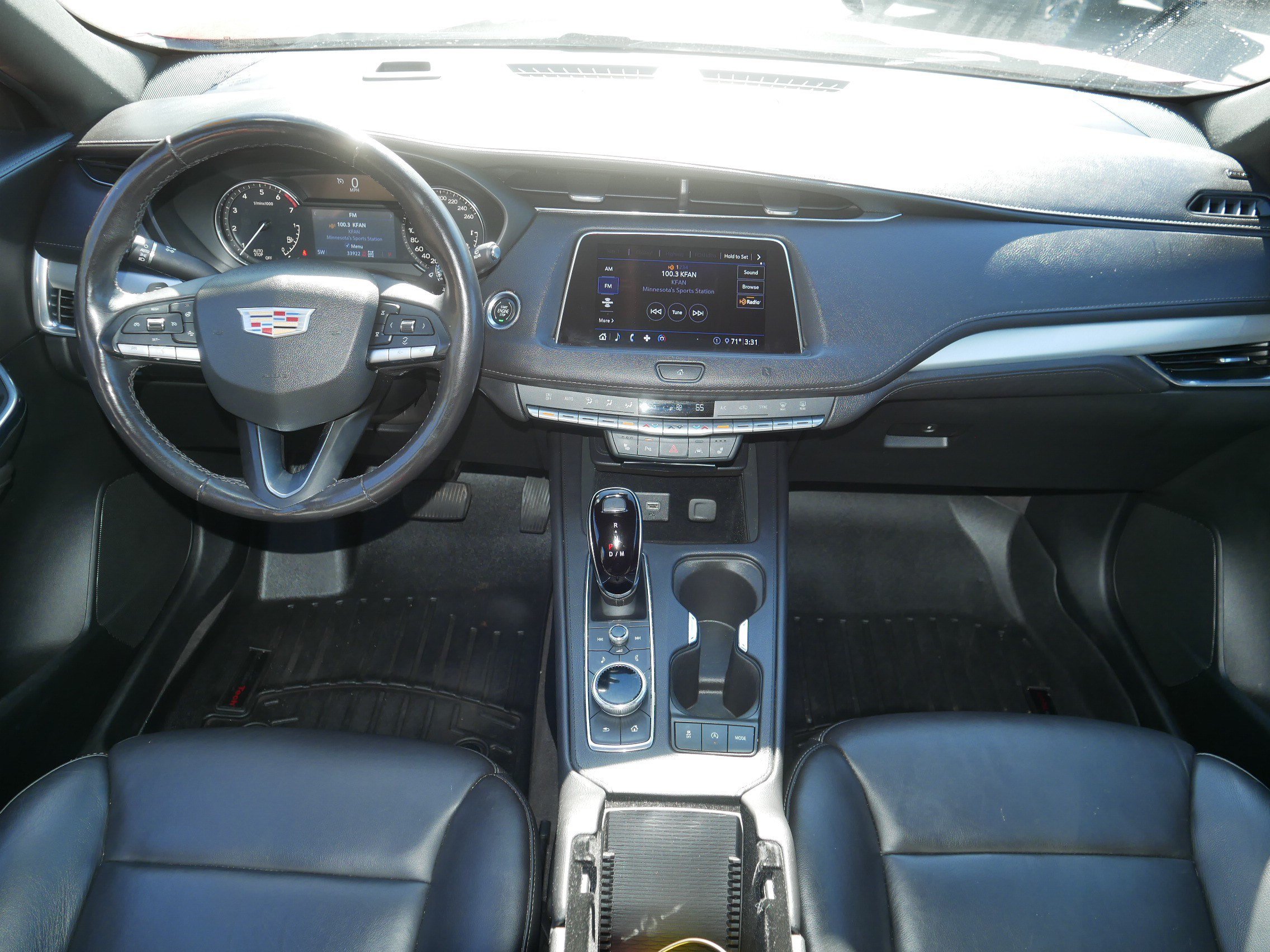Used 2020 Cadillac XT4 Premium Luxury w/ Trailering Package AWD/4WD image 10