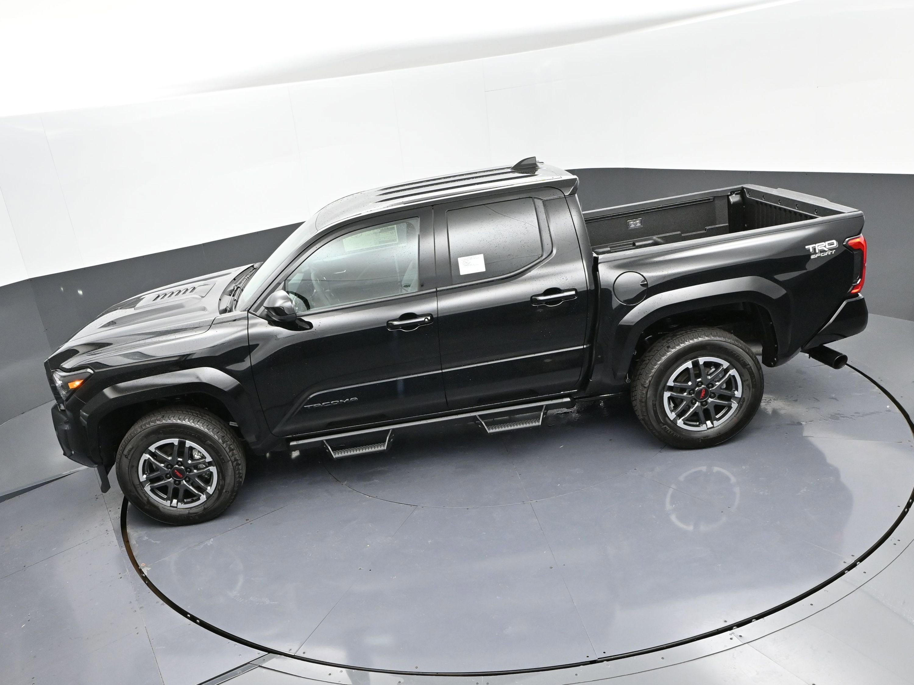 Certified 2025 Toyota Tacoma TRD Sport image 34