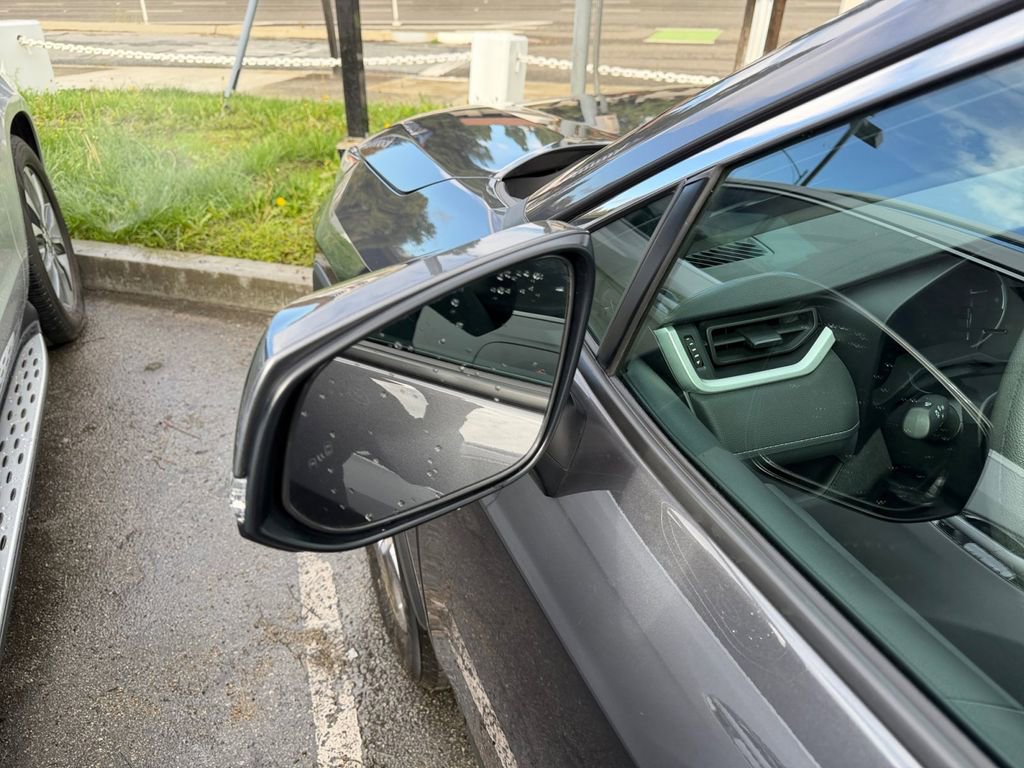 Used 2025 Toyota RAV4 XLE image 34