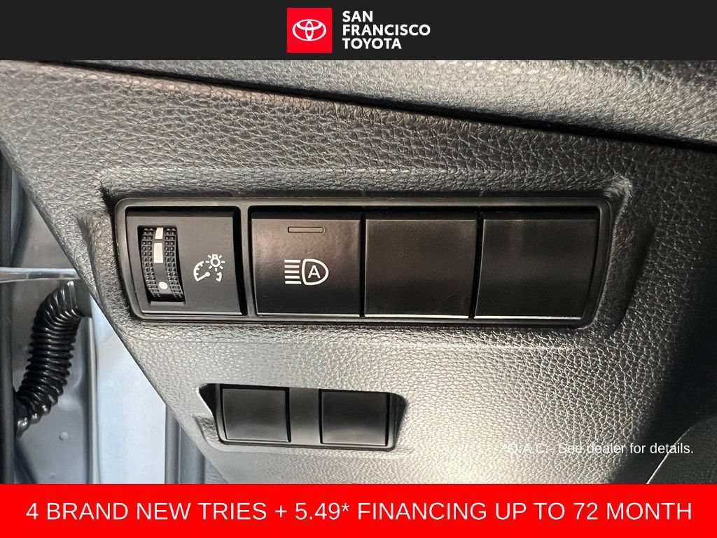 Certified 2023 Toyota Corolla Cross LE FWD image 34