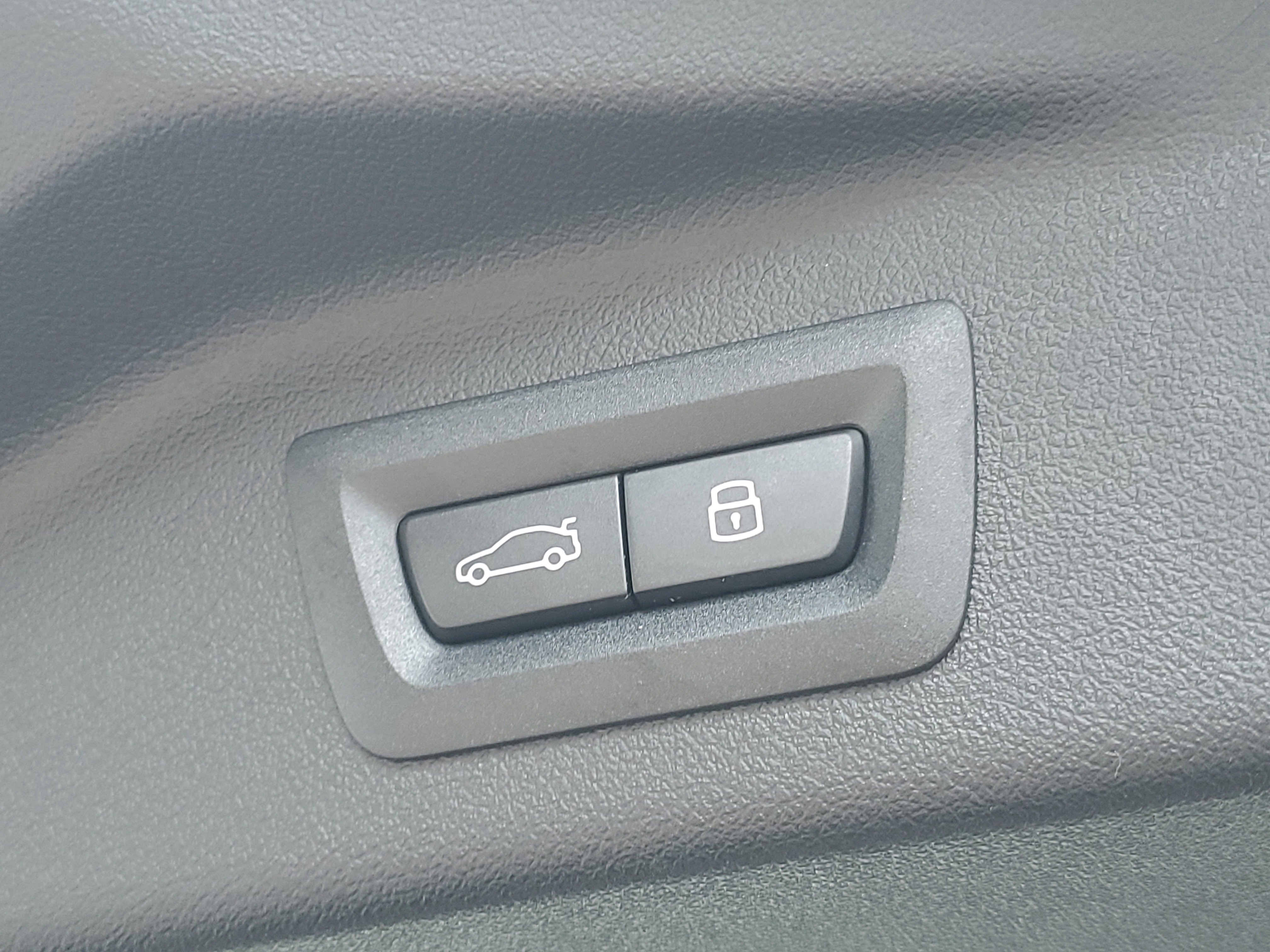 New 2026 BMW X7 xDrive40i w/ Climate Comfort Package image 28