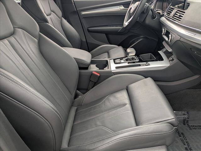 Certified 2024 Audi Q5 2.0T Premium w/ Summer of Audi Package AWD/4WD image 18