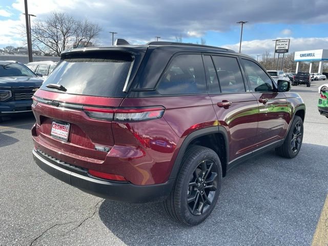 New 2025 Jeep Grand Cherokee Limited image 8