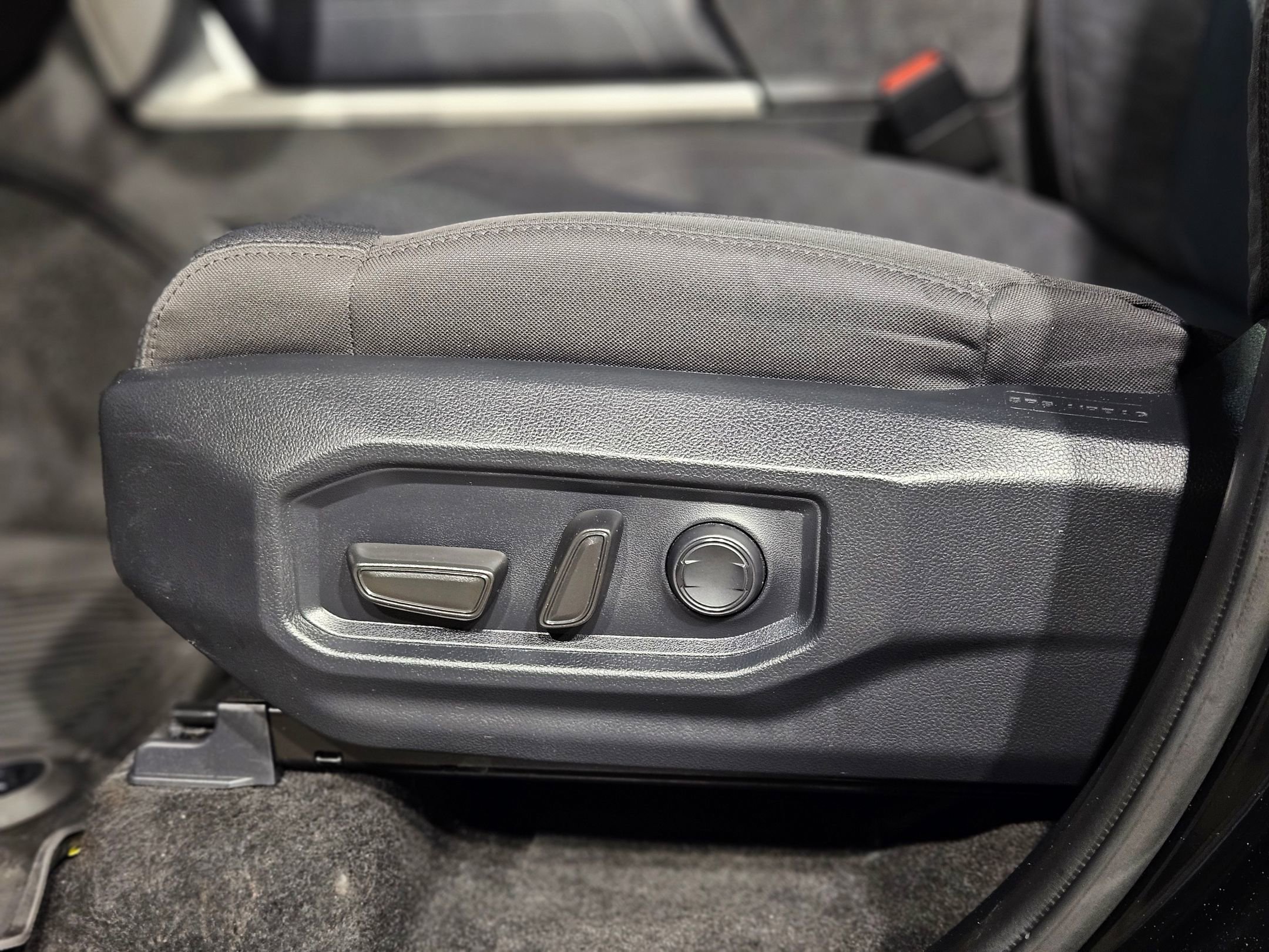 Used 2025 Toyota Tundra SR5 image 22