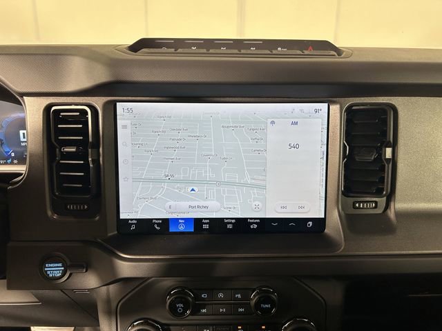 Used 2025 Ford Bronco Badlands image 20