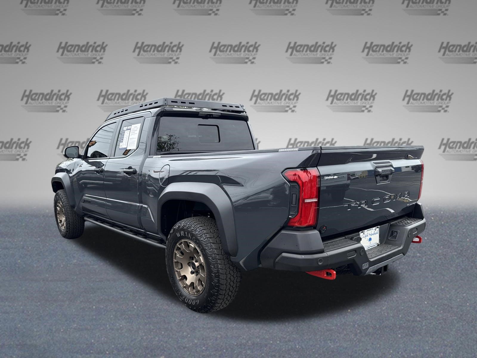 Used 2025 Toyota Tacoma 4x4 Double Cab Hybrid image 8