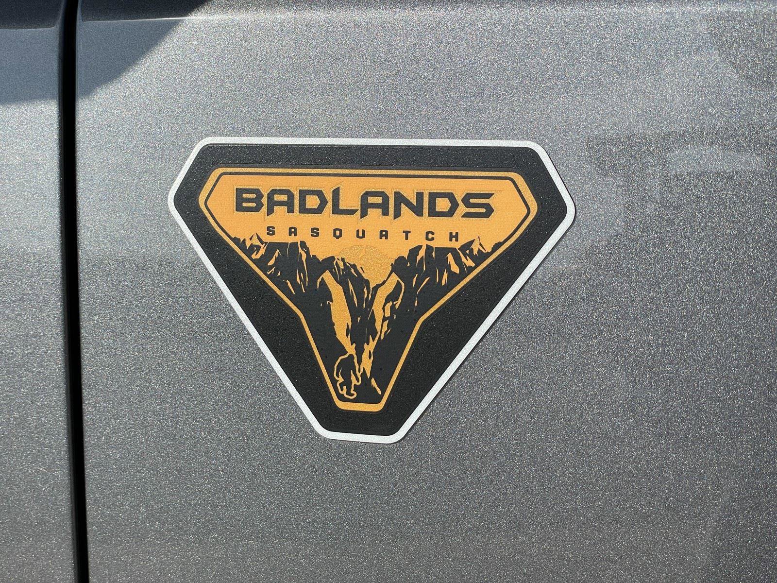 Used 2024 Ford Bronco Badlands image 53
