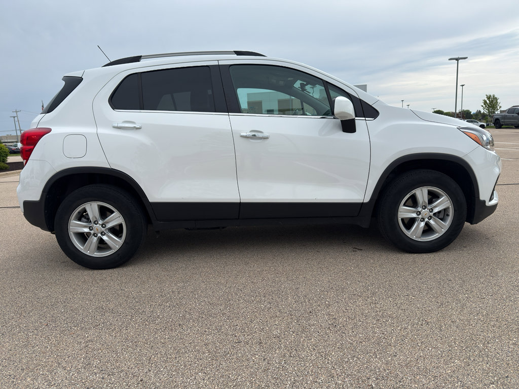 Used 2020 Chevrolet Trax LT w/ LT Convenience Package AWD/4WD image 5
