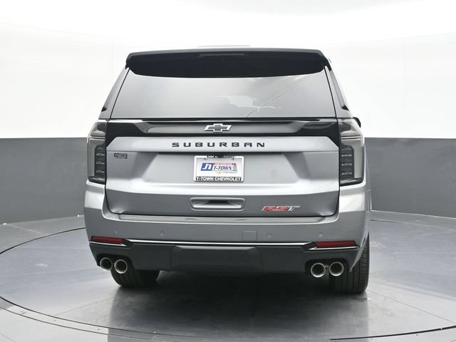 New 2026 Chevrolet Suburban RST w/ RST Capability Package AWD/4WD image 8
