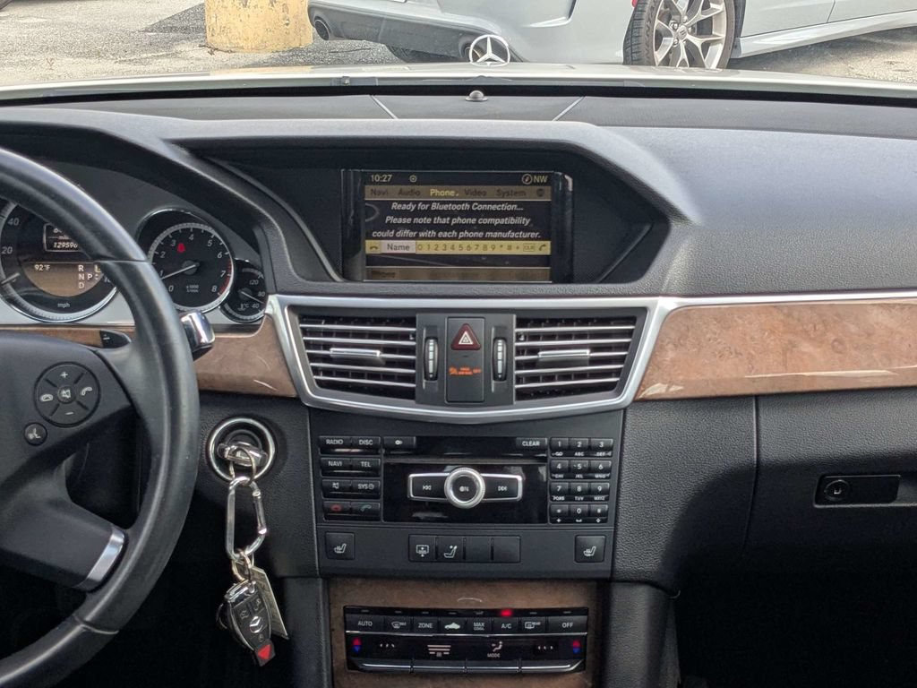 Used 2011 Mercedes-Benz E 350 Sedan image 17
